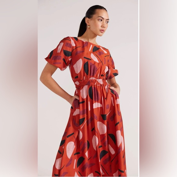 Staple the Label Murano Twist-Back Geo-Print Midi Dress - Picture 4 of 6